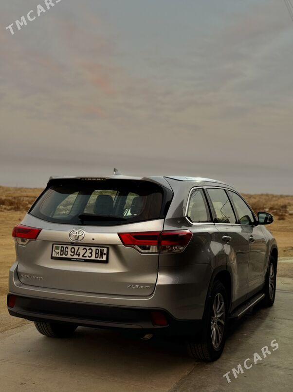 Toyota Highlander 2019 - 499 000 TMT - Hazar - img 3