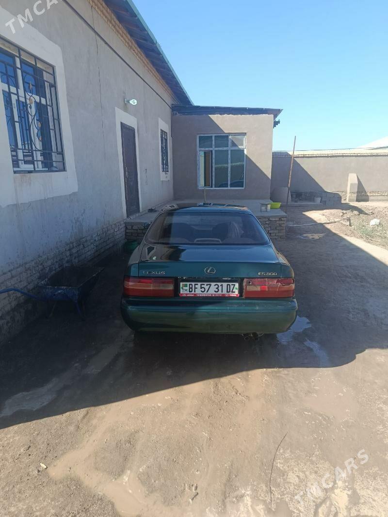 Lexus ES 300 1993 - 39 000 TMT - Шабатский этрап - img 2