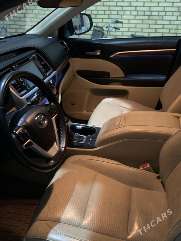 Toyota Highlander 2018 - 500 000 TMT - Sakarçäge - img 2