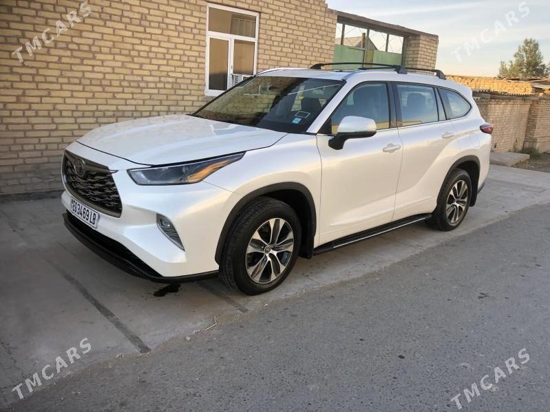 Toyota Highlander 2021 - 580 000 TMT - Дянев - img 10