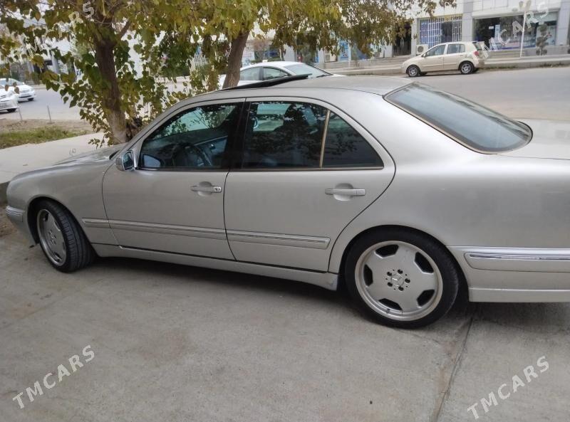 Mercedes-Benz E320 2001 - 140 000 TMT - Анев - img 2
