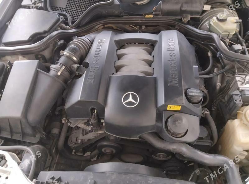 Mercedes-Benz E320 2001 - 140 000 TMT - Анев - img 4