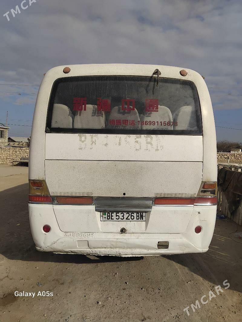 Toyota Coaster 2012 - 300 000 TMT - Türkmenbaşy - img 4