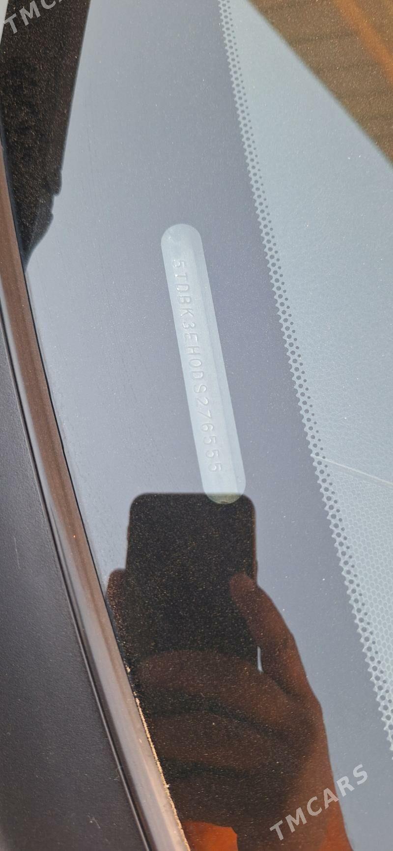 Toyota Highlander 2013 - 320 000 TMT - Baýramaly - img 9