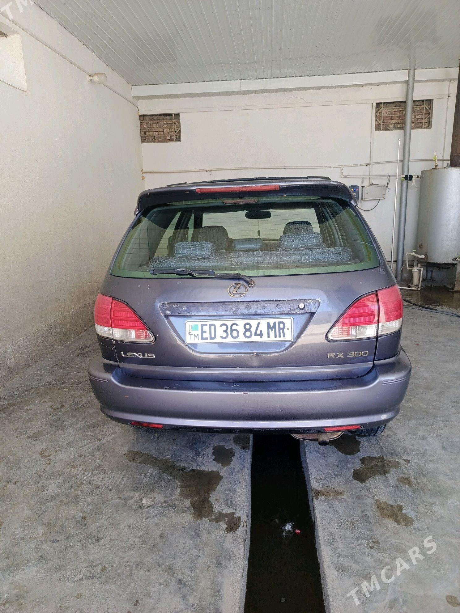 Lexus RX 300 2000 - 180 000 TMT - Ýolöten - img 2