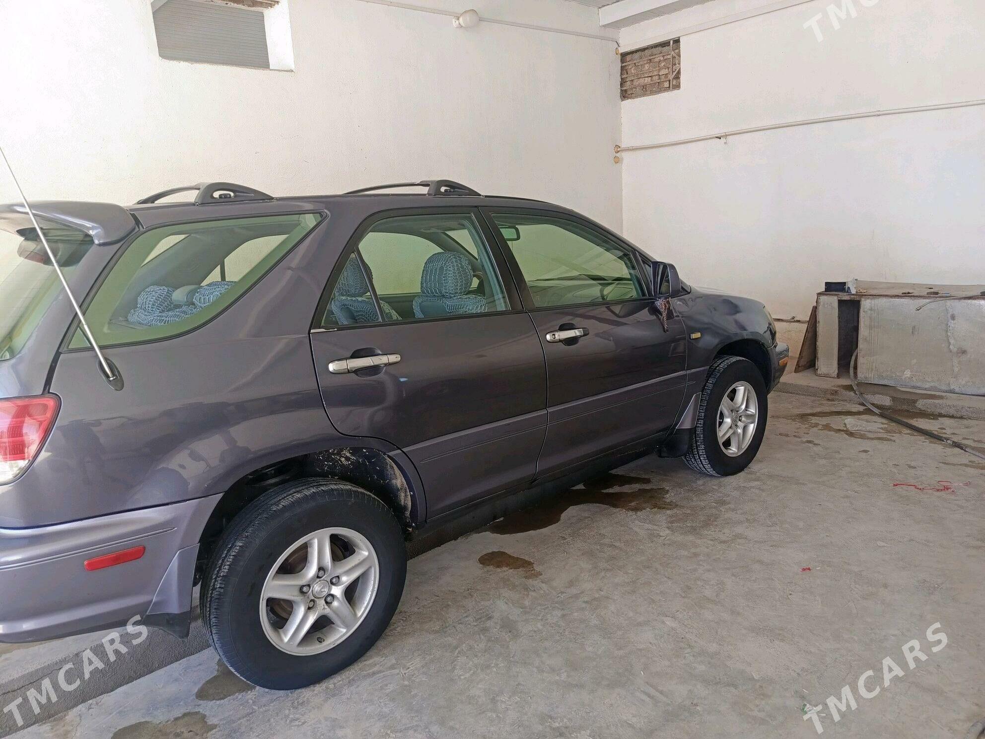 Lexus RX 300 2000 - 180 000 TMT - Ýolöten - img 3