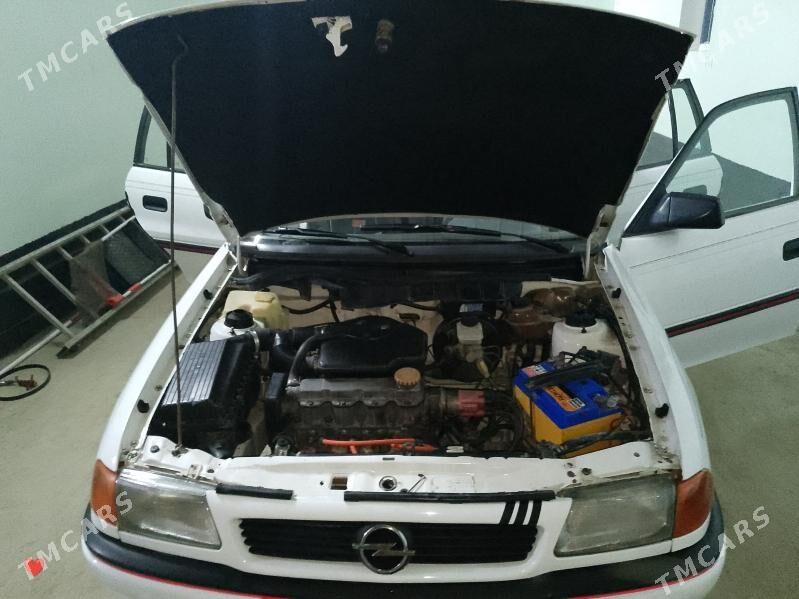 Opel Astra 1994 - 50 000 TMT - Дашогуз - img 4