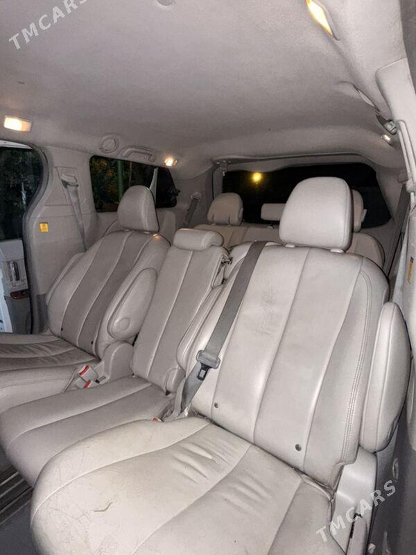 Toyota Sienna 2012 - 335 000 TMT - Türkmenabat - img 3