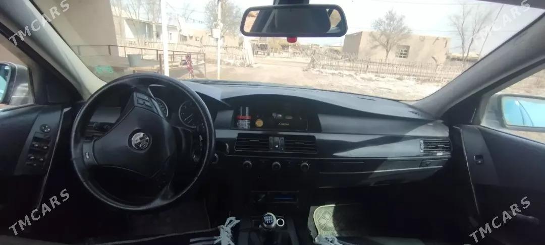 BMW 530 2004 - 140 000 TMT - Türkmenbaşy etr. - img 4