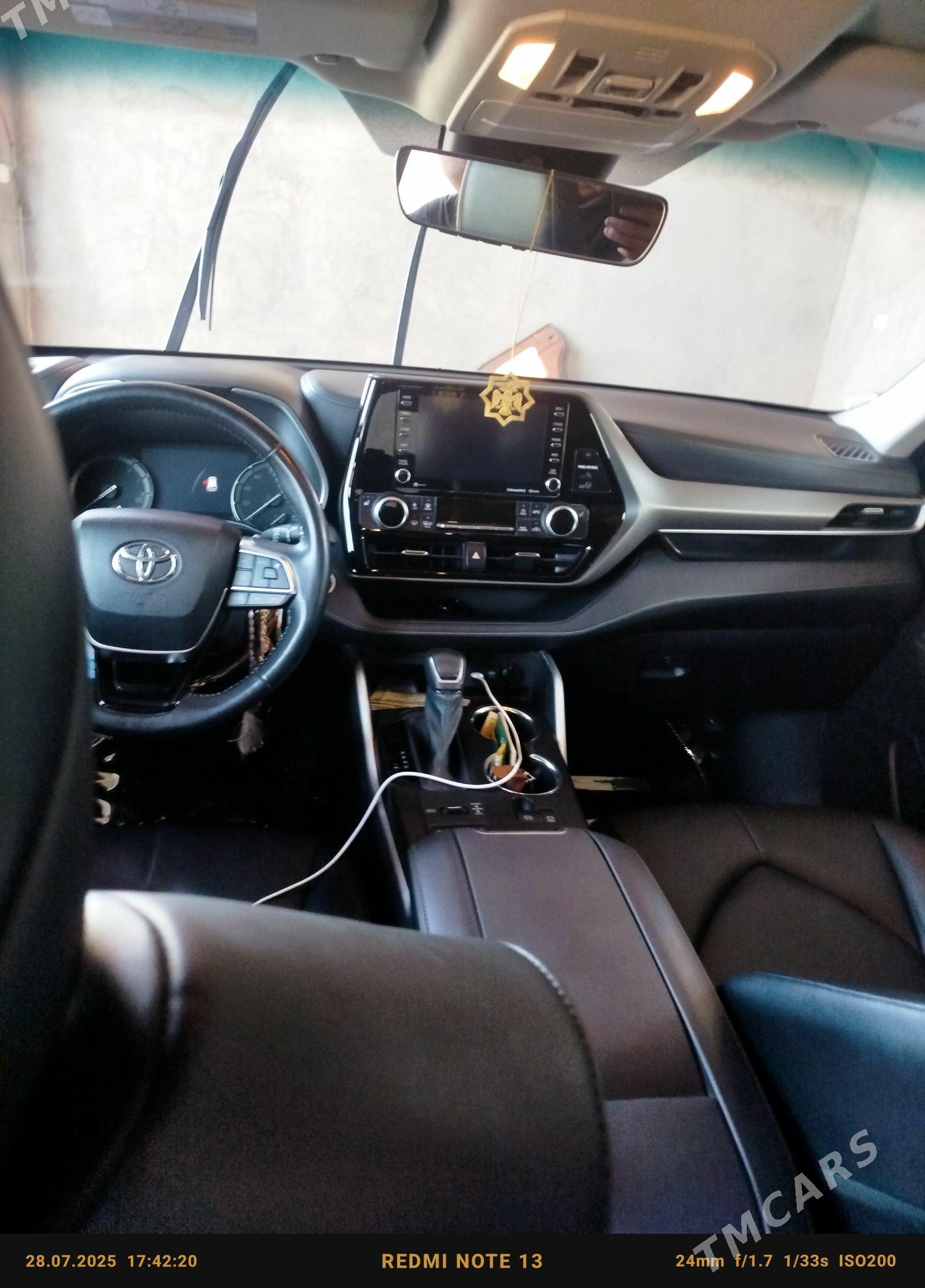 Toyota Highlander 2021 - 580 000 TMT - Теджен - img 10