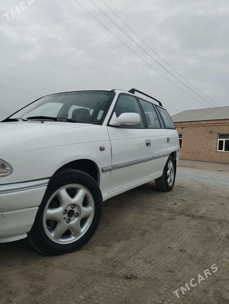 Opel Astra 1996 - 58 000 TMT - Бахарден - img 10