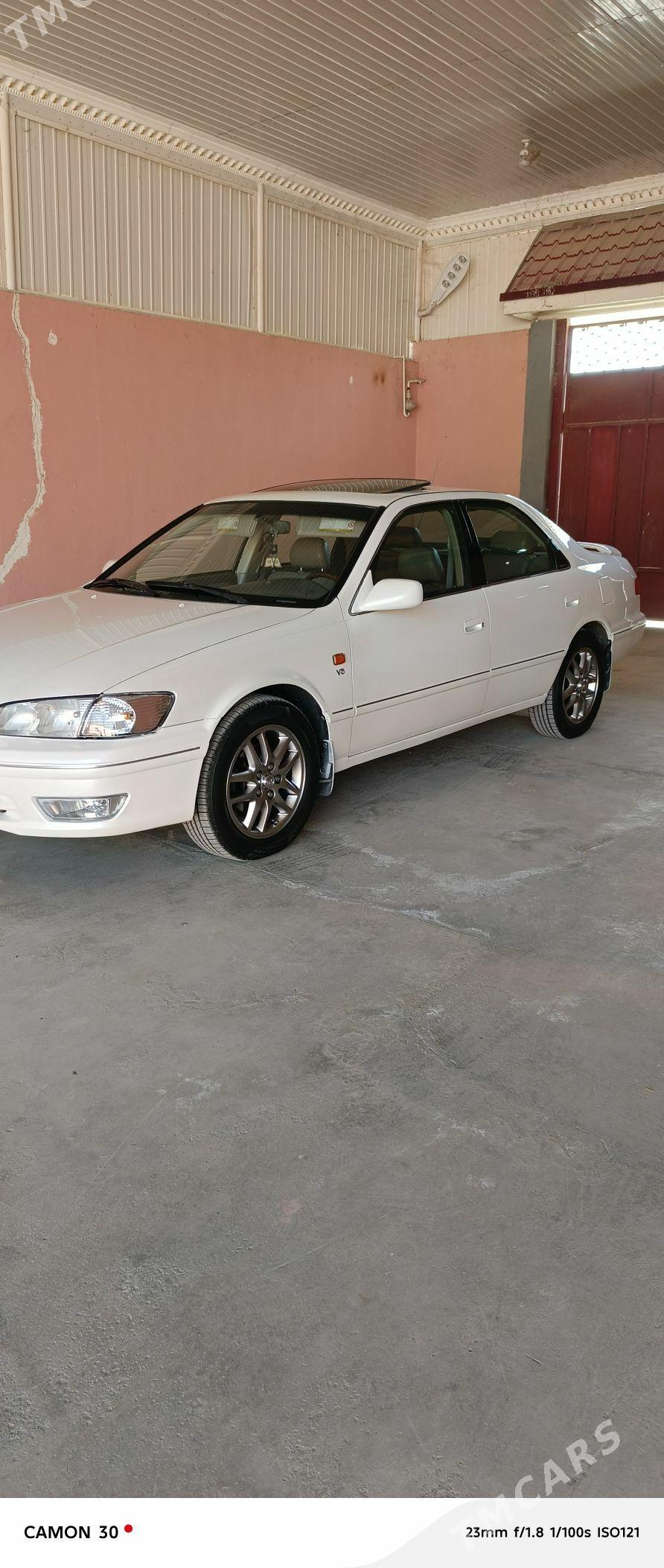 Toyota Camry 2001 - 175 000 TMT - Bäherden - img 7