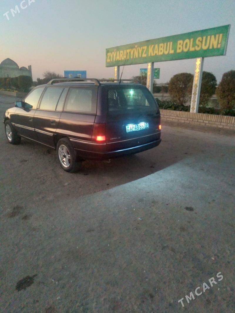 Opel Astra 1992 - 40 000 TMT - Кёнеургенч - img 4
