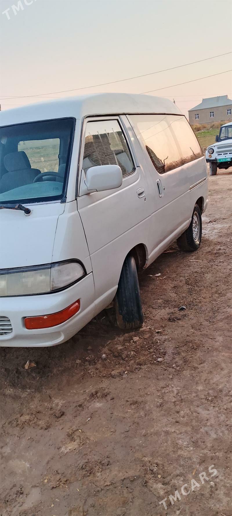 Toyota Lite ace 1996 - 35 000 TMT - Garagum etraby - img 2