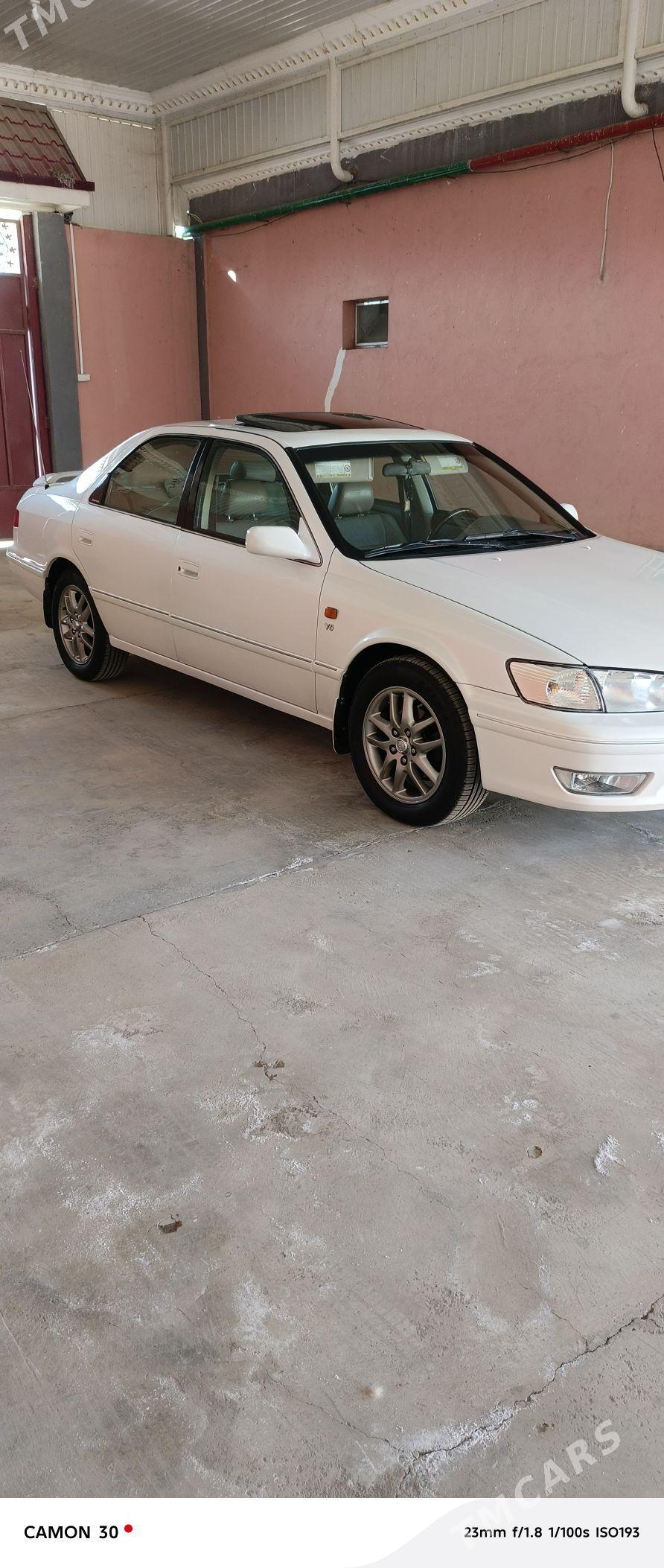 Toyota Camry 2001 - 175 000 TMT - Bäherden - img 5