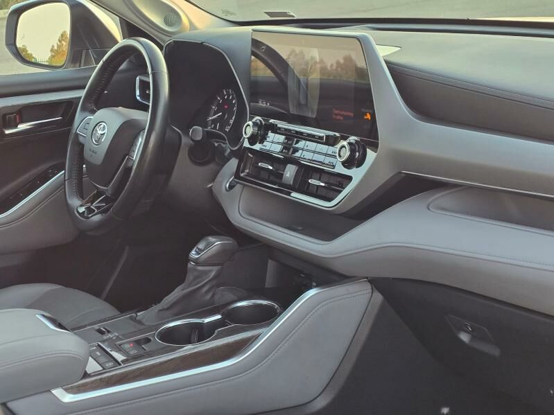 Toyota Highlander 2020 - 597 000 TMT - Ашхабад - img 4