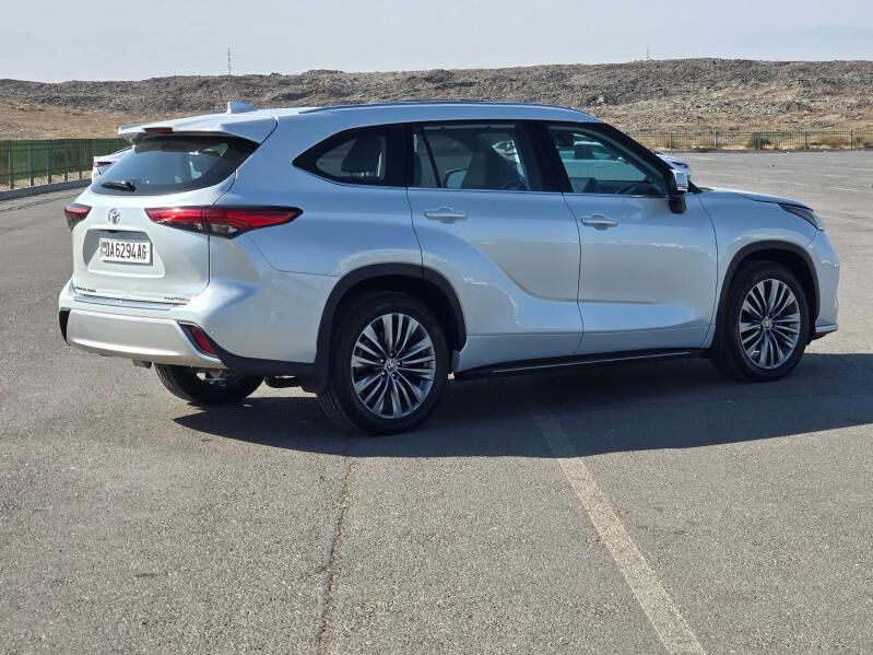 Toyota Highlander 2020 - 597 000 TMT - Ашхабад - img 7