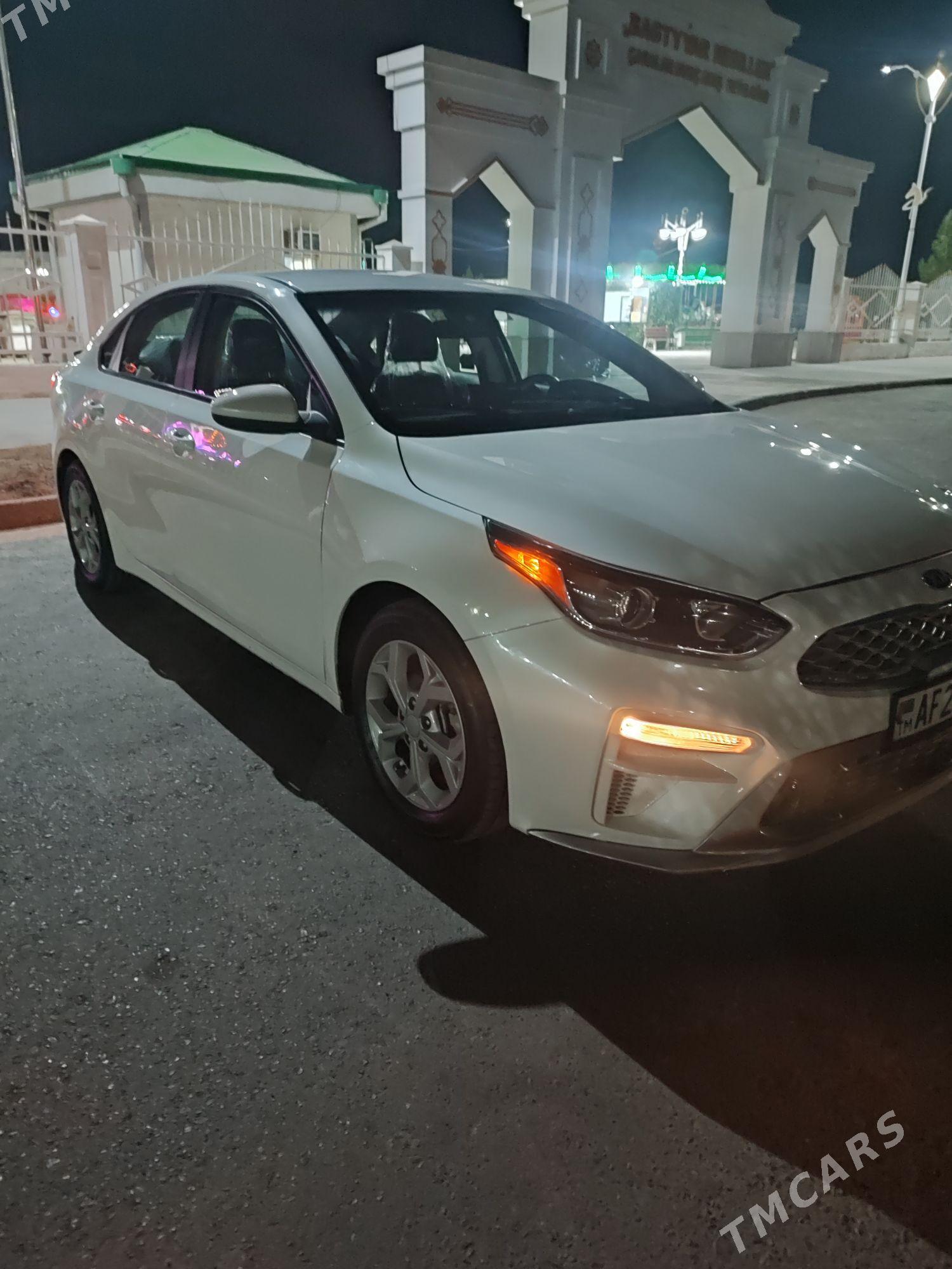 Kia Forte 2022 - 240 000 TMT - Mary - img 3