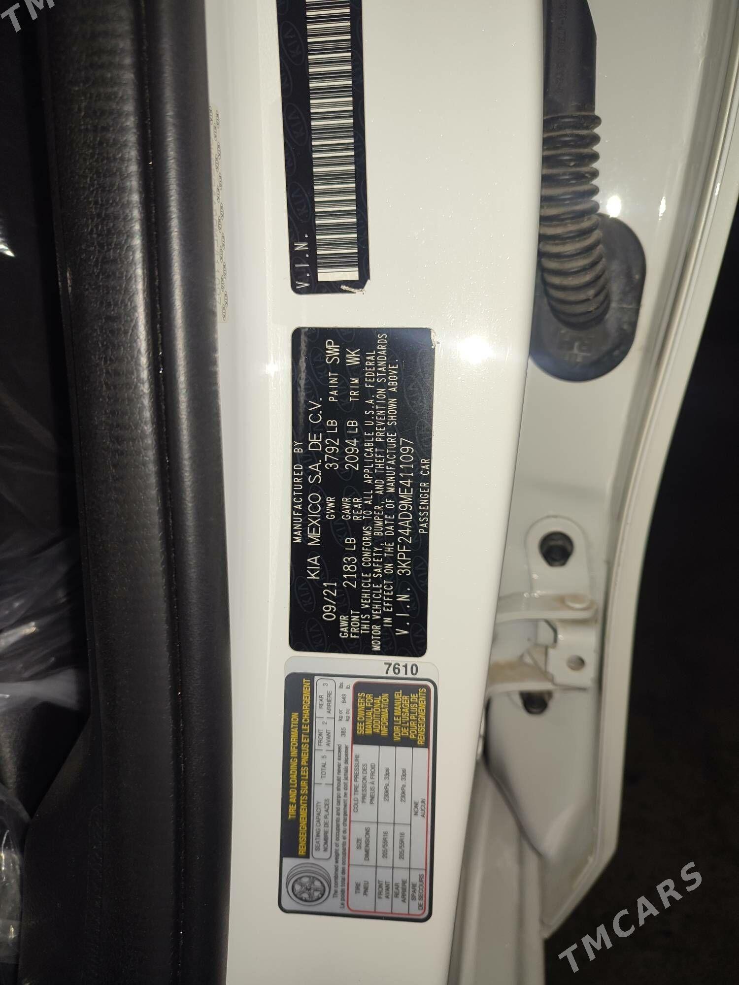 Kia Forte 2022 - 240 000 TMT - Mary - img 7