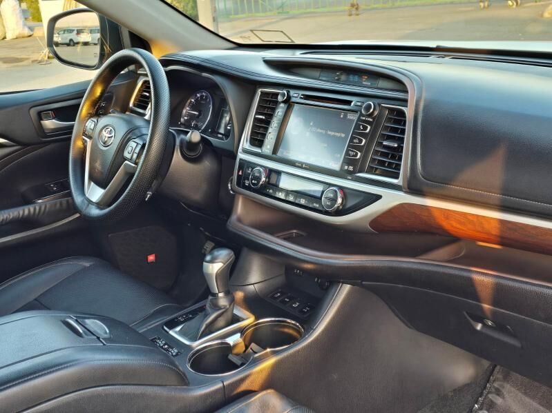 Toyota Highlander 2015 - 398 000 TMT - "Altyn Asyr" Gündogar bazary (Jygyllyk) - img 7