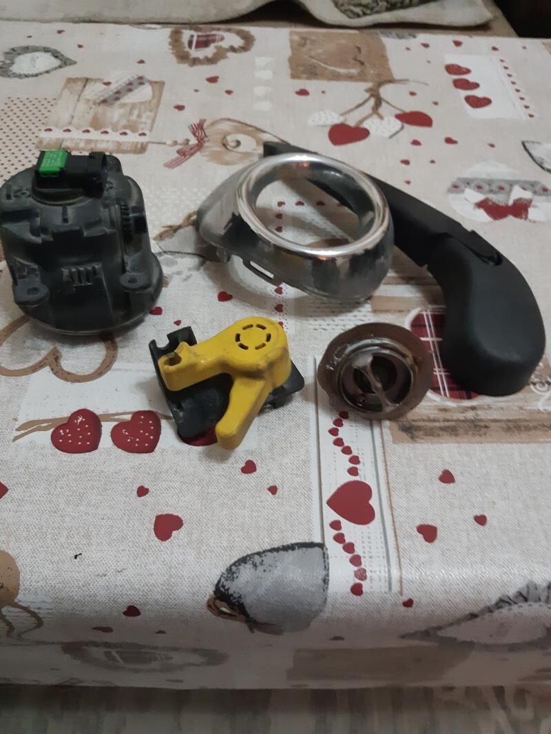 форд фокус магнитофон focus 850 TMT - Aşgabat - img 6