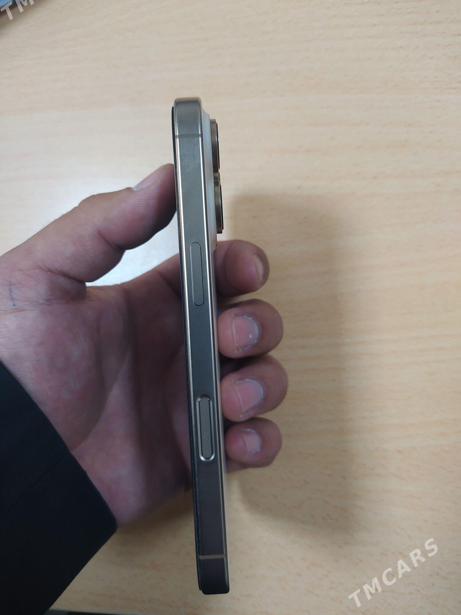 iPhone 16 pro - Büzmeýin GRES - img 4