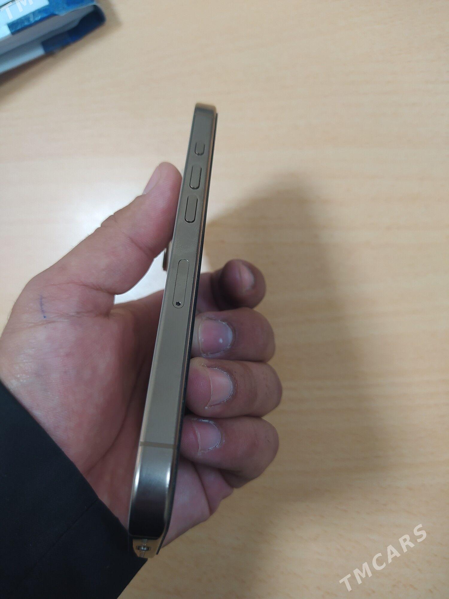 iPhone 16 pro - Büzmeýin GRES - img 5