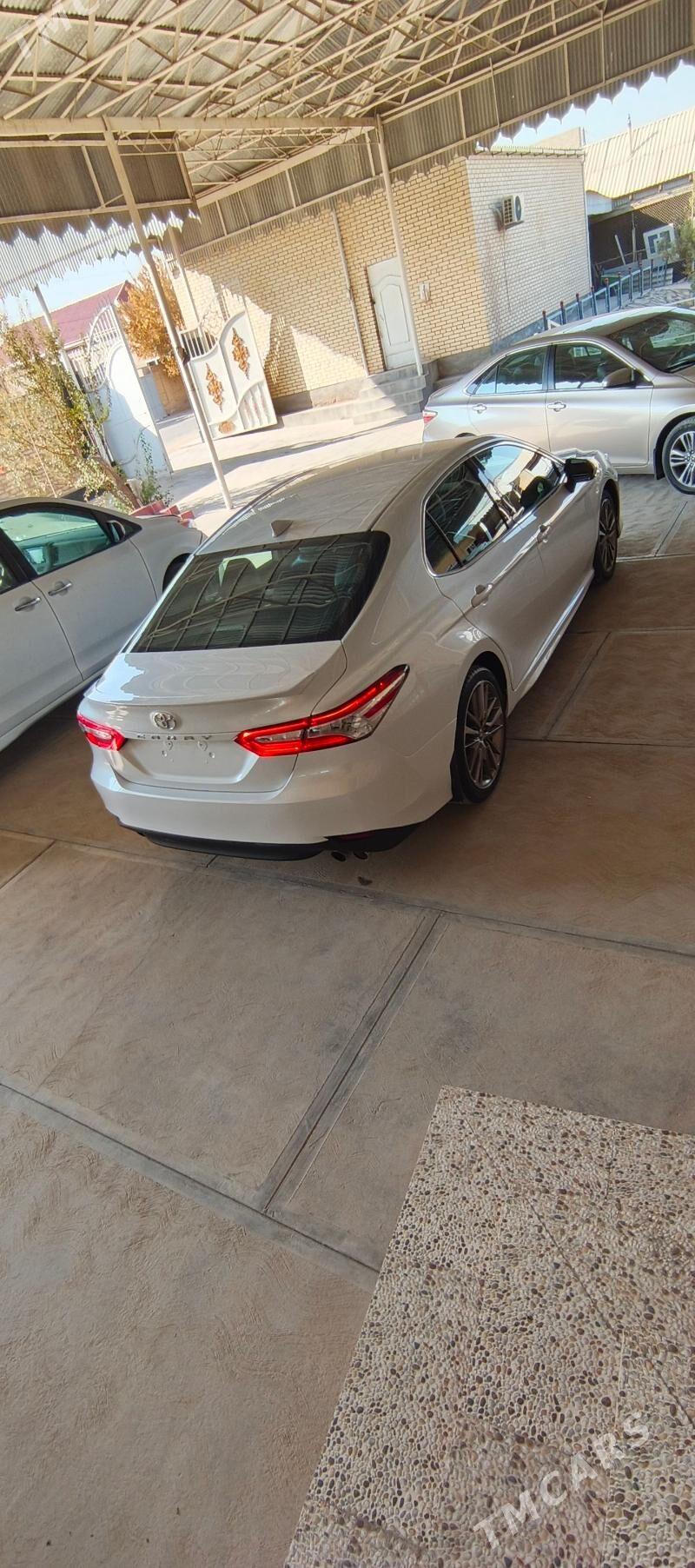 Toyota Camry 2020 - 350 000 TMT - Мары - img 5