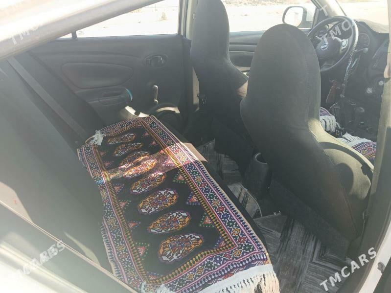 Nissan Versa 2013 - 110 000 TMT - Ашхабад - img 3