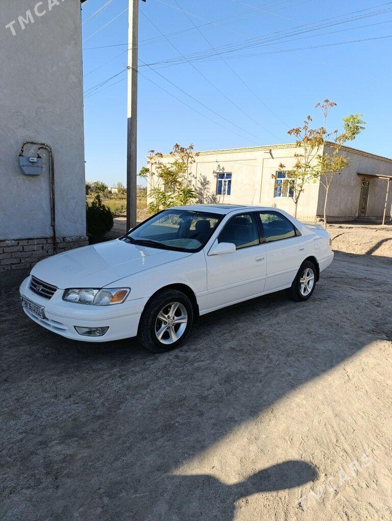 Toyota Camry 2001 - 160 000 TMT - Акдепе - img 1