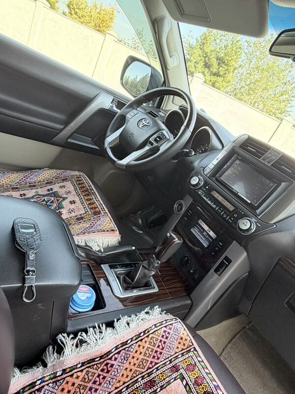 Toyota Land Cruiser Prado 2011 - 785 000 TMT - Туркменабат - img 9