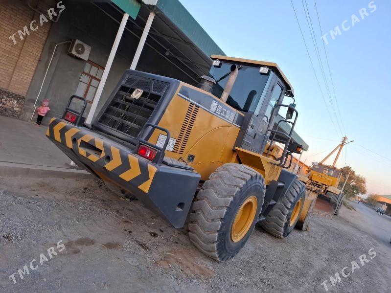 XCMG ZL50 2013 - 560 000 TMT - Çärjew - img 1