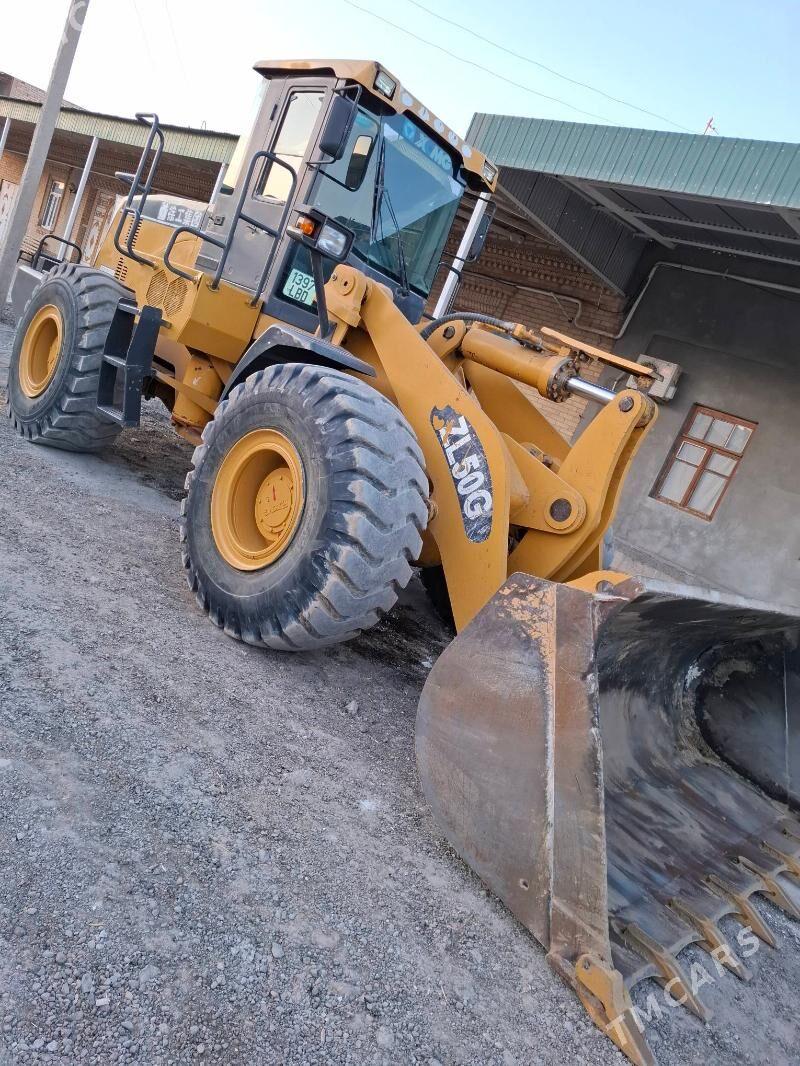 XCMG ZL50 2013 - 560 000 TMT - Çärjew - img 4