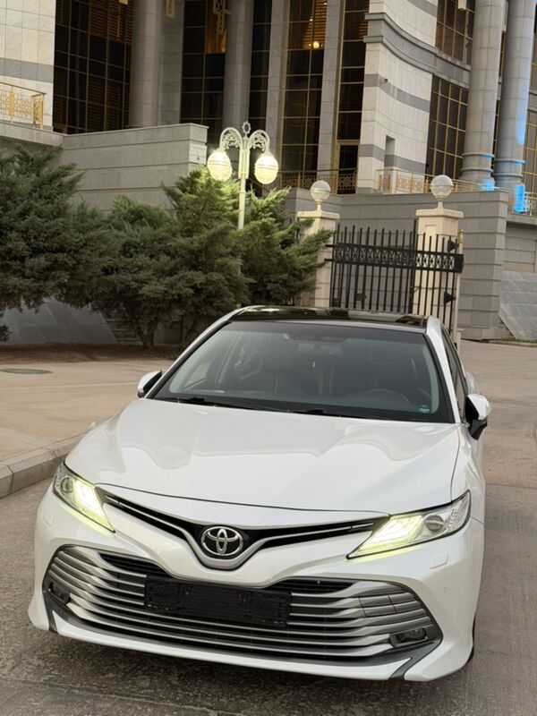Toyota Camry 2018 - 520 000 TMT - Мары - img 6