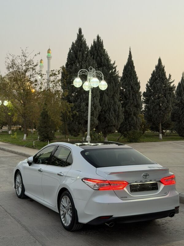 Toyota Camry 2018 - 520 000 TMT - Мары - img 3