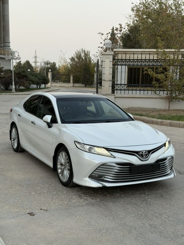 Toyota Camry 2018 - 520 000 TMT - Мары - img 8