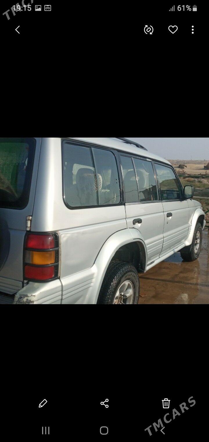 Mitsubishi Montero 1995 - 70 000 TMT - Bereket - img 3