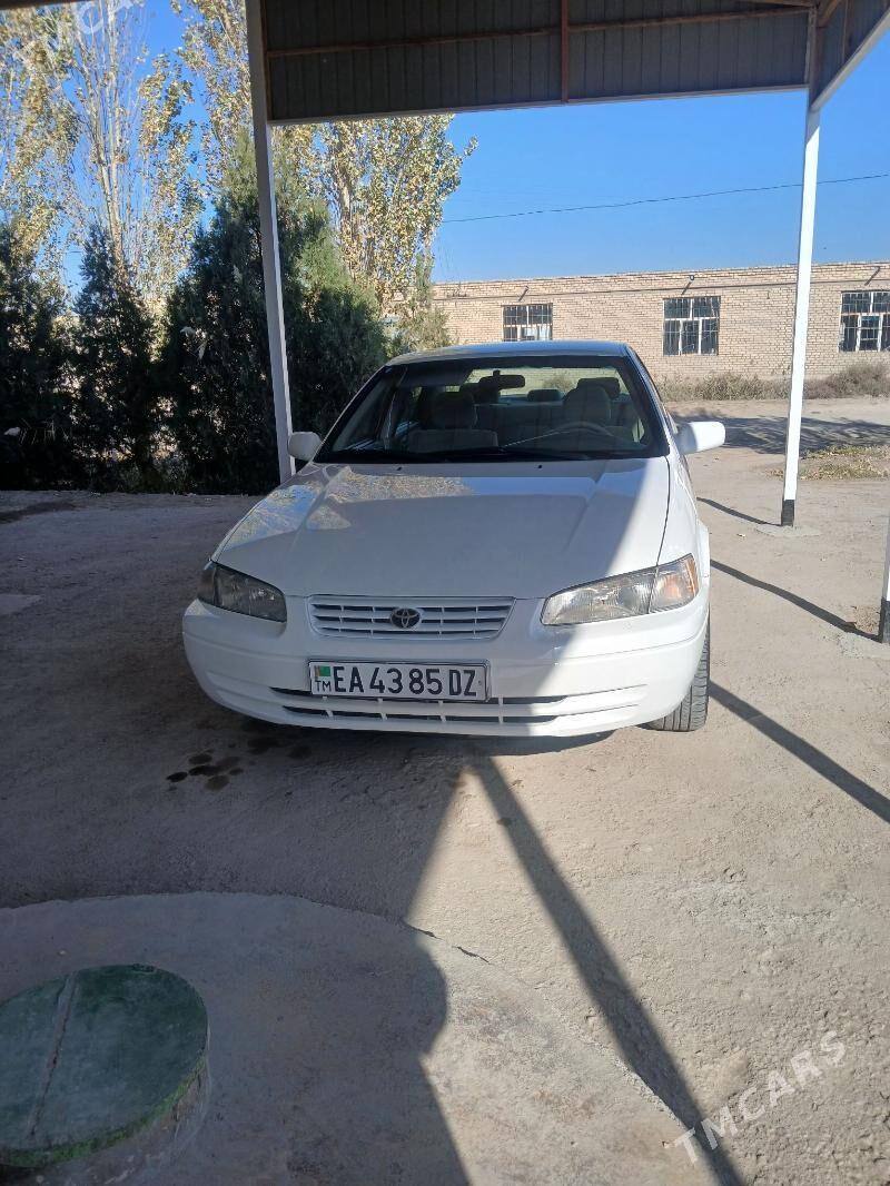 Toyota Camry 1998 - 155 000 TMT - Köneürgenç - img 5