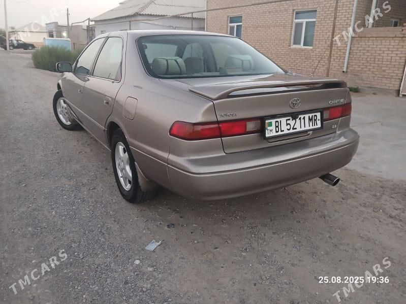 Toyota Camry 1999 - 145 000 TMT - Ýolöten - img 3