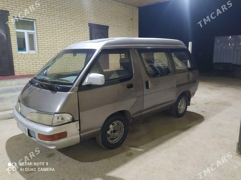 Toyota Town Ace 1996 - 27 000 TMT - Мары - img 4