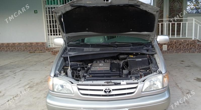 Toyota Sienna 2001 - 220 000 TMT - Гурбансолтан Едже - img 6