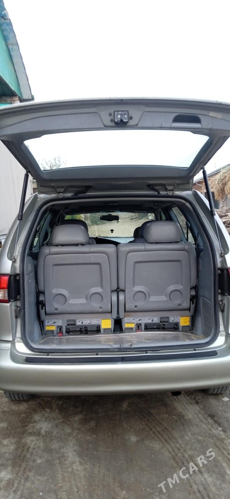 Toyota Sienna 2001 - 220 000 TMT - Гурбансолтан Едже - img 7