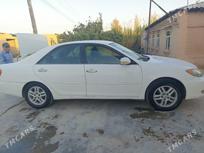Toyota Camry 2002 - 160 000 TMT - Farap - img 3