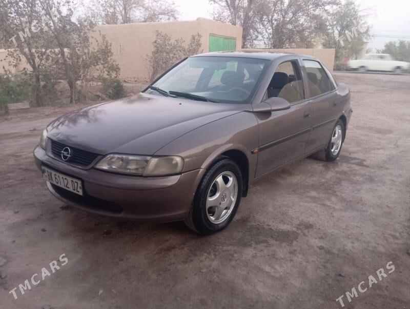 Opel Vectra 1998 - 50 000 TMT - Гурбансолтан Едже - img 2