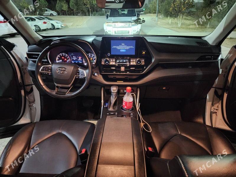 Toyota Highlander 2023 - 460 000 TMT - Aşgabat - img 9
