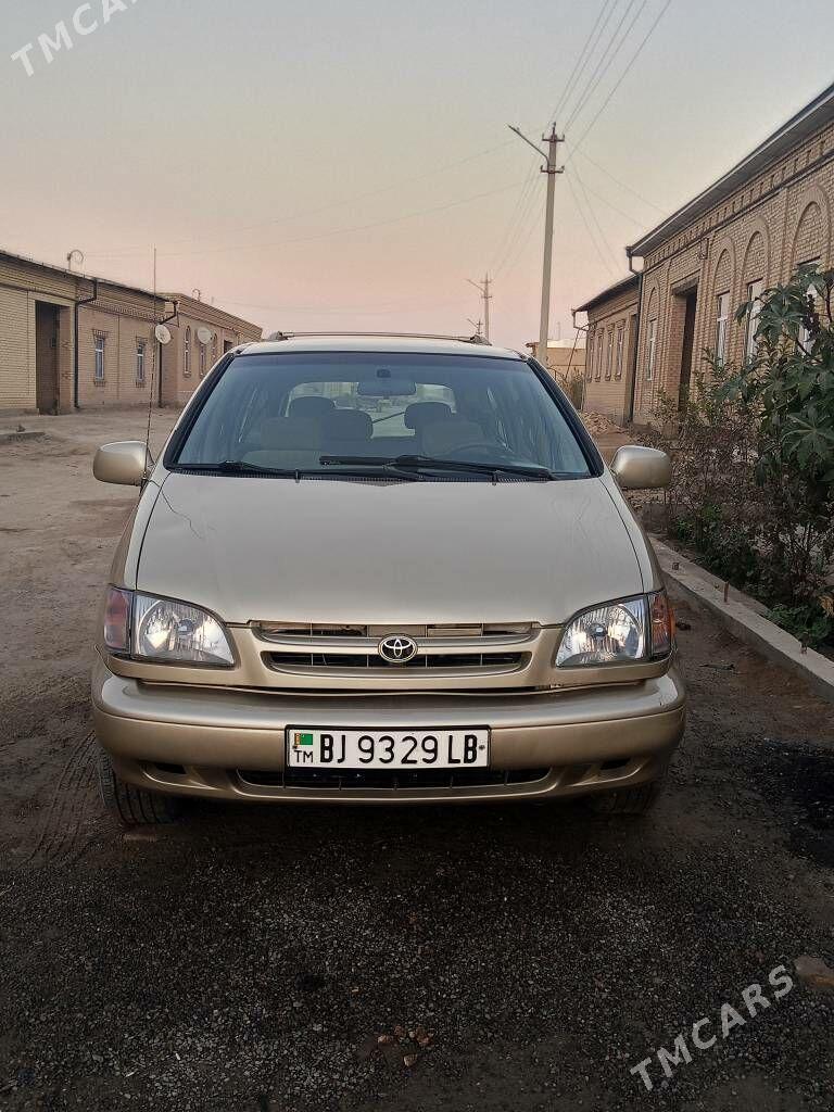 Toyota Sienna 2001 - 155 000 TMT - Çärjew - img 5