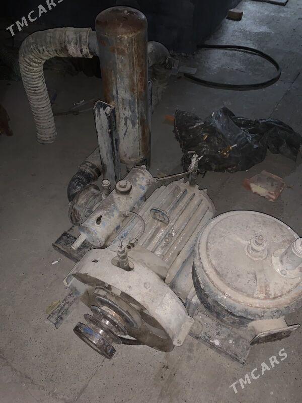 Kogel Euro Trailer 2010 - 190 000 TMT - Тязе заман - img 8