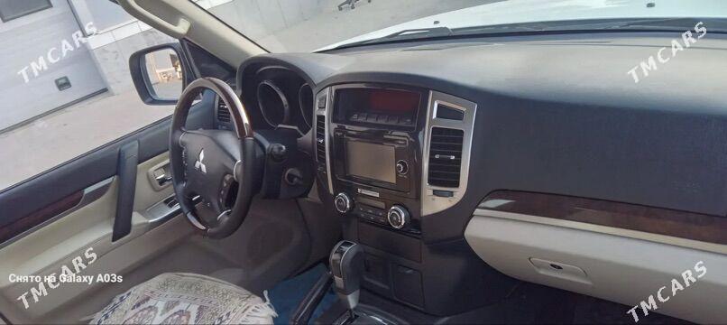 Mitsubishi Pajero 2017 - 355 000 TMT - Ашхабад - img 5