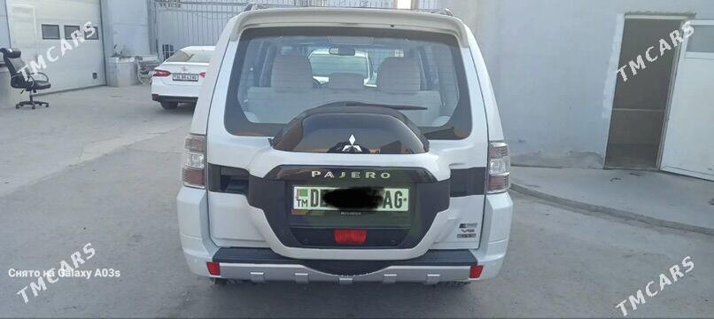 Mitsubishi Pajero 2017 - 355 000 TMT - Ашхабад - img 3
