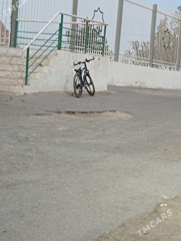 BMW BMW - Туркменбаши - img 4